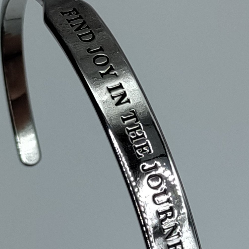 Origami Owl Find Joy in the Journey Bracelet